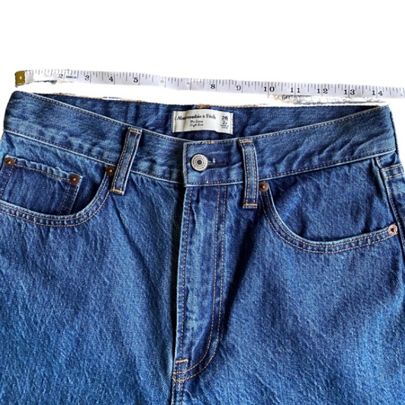 Abercrombie & Fitch High Rise Loose Jean Size 26 Short - Picture 6 of 7